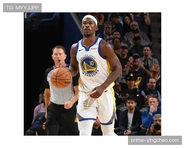 NBA常规赛：罗林斯对阵勇士表现抢眼，豪取32分